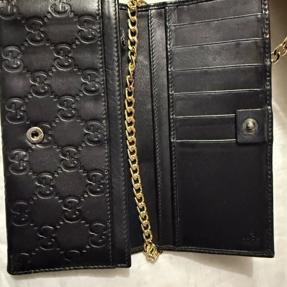 Vintage black leather, Gucci wallet - Picture 2 of 4